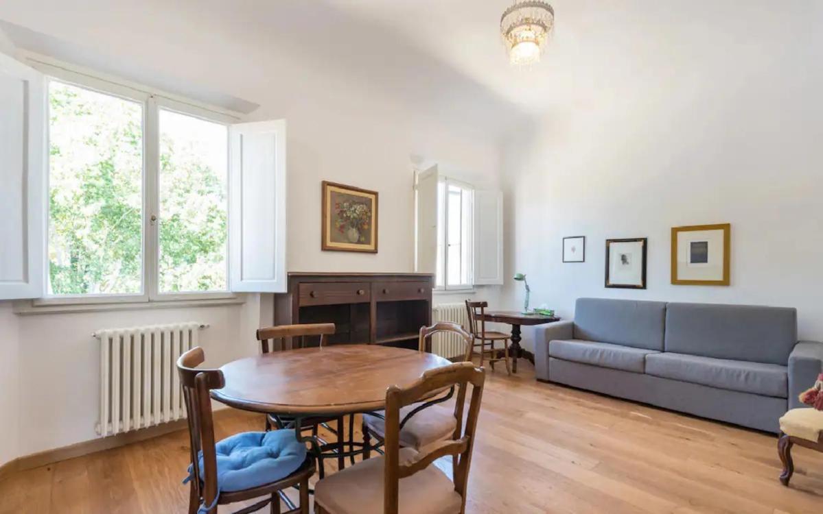Apartment Airy One Bedroom With Terrace Near Palazzo Pitti *